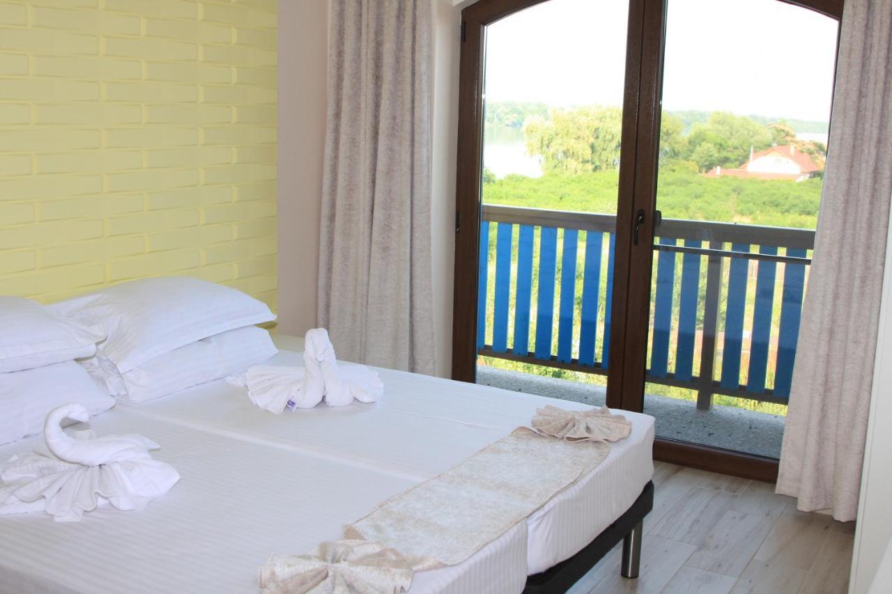 Camere De Inchiriat Băltenii de Sus Exterior foto