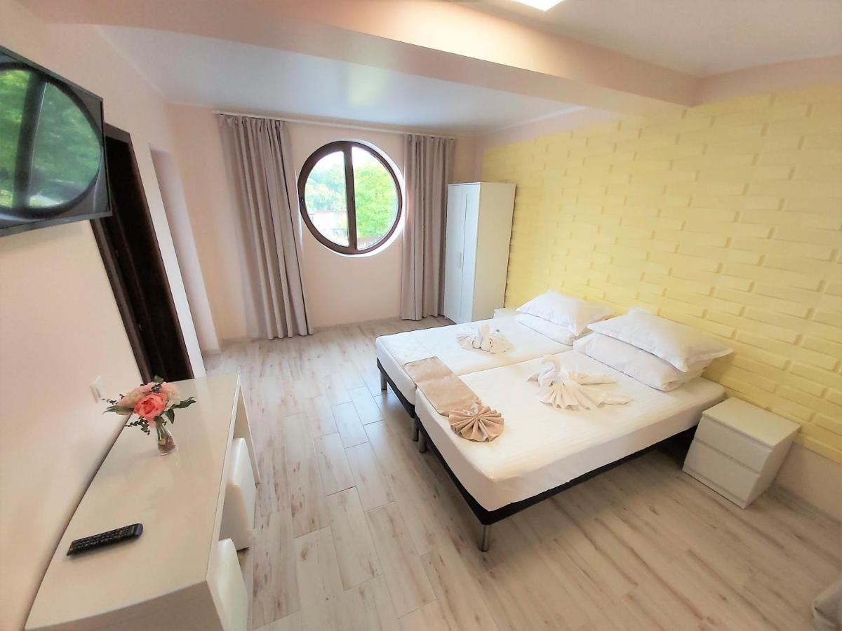 Camere De Inchiriat Băltenii de Sus Exterior foto